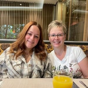 Meet your Posher, Karine